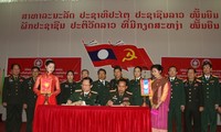 Quân y Việt - Lào tăng cường hợp tác