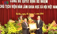 Chủ tịch nước Trần Đại Quang thăm Viện Hàn lâm khoa học công nghệ và Viện Hàn lâm khoa học xã hội VN