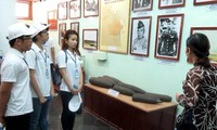 Đại biểu thanh niên kiều bào thăm Khu chứng tích Sơn Mỹ, Quảng Ngãi 