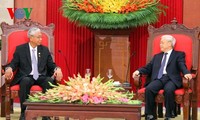 Tổng Bí thư Nguyễn Phú Trọng tiếp Tổng thống Cộng hòa Liên bang Myanmar Htin Kyaw