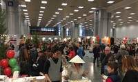 Việt Nam tham gia Hội chợ từ thiện Noel 2016 tại Hy Lạp