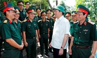 Chủ tịch nước Trần Đại Quang thăm cán bộ, chiến sĩ Lực lượng vũ trang Nghệ An 