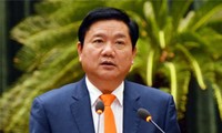 Ông Đinh La Thăng bị cảnh cáo, thôi chức Uỷ viên Bộ Chính trị