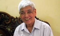 Nhà thơ Việt Phương - Ảnh: ngaynay.vn