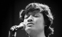 Nhạc sĩ Ngô Hồng Quang: Trước âm nhạc thì phải hết mình