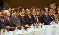 Tiếp tục các hoạt động của Thủ tướng Nguyễn Xuân Phúc tại Nhật Bản