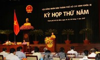 Khai mạc kỳ họp thứ 5 Hội đồng nhân dân Thành phố Hồ Chí Minh khóa IX