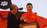 Chương trình “Hành trình kết nối” với 3.000 người tham gia được trao tặng kỷ lục Việt Nam