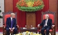 Lãnh đạo Việt Nam gửi điện mừng Quốc khánh Hoa Kỳ