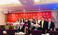 Hội Liên hiệp nữ doanh nhân Việt Nam tại xứ Đài: cùng chia sẻ để đi lên