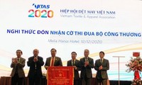 Đại hội Hiệp hội Dệt May Việt Nam lần thứ VI: Vượt lên thách thức, phát triển bền vững