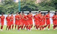 Honda Việt Nam tiếp tục tài trợ cho các đội tuyển bóng đá quốc gia VNam