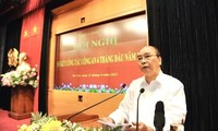 Chủ tịch nước Nguyễn Xuân Phúc dự hội nghị sơ kết công tác Công an 6 tháng 