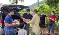 Hỗ trợ người Việt Nam tại Malaysia bị ảnh hưởng bởi dịch bệnh