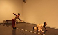 Trình chiếu trực tuyến vở múa đương đại 'Tách“