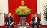 Trưởng ban Kinh tế Trung ương Trần Tuấn Anh, tiếp Đại sứ Liên bang Nga và Đại sứ Australia tại Việt Nam