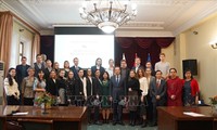 Giao lưu giữa các sinh viên học tiếng Việt tại LB Nga