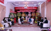 Lãnh đạo Thành phố Hồ Chí Minh chúc mừng Quốc khánh Cộng hòa Dân chủ Nhân dân Lào