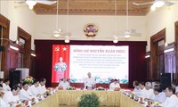 Chủ tịch nước Nguyễn Xuân Phúc làm việc với Tòa án Nhân dân tối cao về Nhà nước pháp quyền