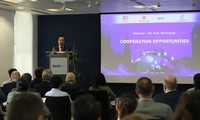 Việt Nam và Anh tăng cường hợp tác về công nghệ thông tin