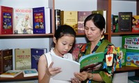 Giữ gìn tiếng Việt cho con em kiều bào tại Lào