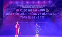 Tìm kiếm nguồn lực mới cho sân khấu truyền thống Việt