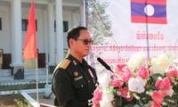 Bàn giao Sở chỉ huy Sư đoàn Bộ binh 1, quà tặng của Quân đội Việt Nam cho Quân đội Lào