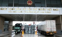 Xuất nhập khẩu hàng hóa qua Lào Cai trong kỳ nghỉ Tết tăng 3,5 lần