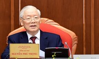 Tổng Bí thư Nguyễn Phú Trọng chủ trì cuộc làm việc với các lãnh đạo chủ chốt