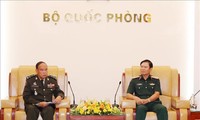 Việt Nam - Campuchia tăng cường chia sẻ nhận thức chung về vấn đề chiến lược quốc phòng 