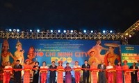 การจัดงานแสดงสินค้าและการบริการ นครโอจิมินห์ – กัมพูชา 2012