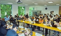 การประชุมที่ปรึกษากลุ่มนักอุปถัมภ์ให้แก่เวียดนามหรือ CG  ปี 2012 