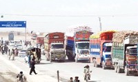 รถบรรทุกที่ลำเลียงขนส่งยุทธปัจจัยให้นาโต้ได้เข้าสู่อัฟกานิสถานแล้ว