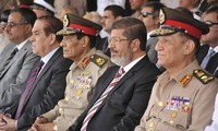 ศาลสูงสุดอียิปต์ตัดสินระงับมติของประธานาธิบดี โมฮัมเหม็ด มอร์ซี