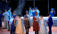 การแสดงละครโอเปร่าเรื่อง Cosi fan Tutte ของนักดนตรีโมซาร์ท ณ กรุงฮานอย