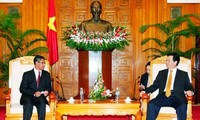นายกรัฐมนตรี Nguyễn Tấn Dũng ให้การต้อนรับเอกอัครราชทูตติมอร์-เลสเต