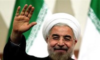 อิหร่านยืนหยัดปกป้องสิทธิการพัฒนานิวเคลียร์ในการเจรจากับกลุ่มพี 5 + 1