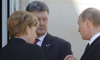 ประธานาธิบดีรัสเซียชื่นชมความตั้งใจแก้ไขวิกฤตของประธานาธิบดียูเครนคนใหม่
