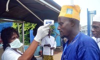 ประธานาธิบดีสหรัฐให้คำมั่นที่จะป้องกันการแพร่ระบาดของเชื้ออีโบลา
