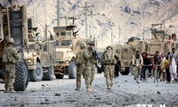 กองทัพสหรัฐและอังกฤษเสร็จสิ้นการปฏิบัติหน้าที่ในอัฟกานิสถาน