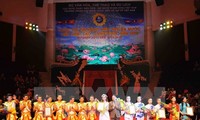 ปิดการแข่งขันแสดงกายกรรมรุ่นใหม่เวียดนาม-ลาว-กัมพูชาปี 2015