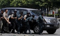 อินโดนีเซียจับกุมตัวผู้ต้องสงสัยก่อเหตุโจมตีก่อการร้าย 3 คน