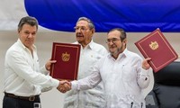 ประธานาธิบดีโคลัมเบียประกาศขยายระยะเวลาปฏิบัติข้อตกลงหยุดยิงกับ FARC ออกไปถึงสิ้นปีนี้