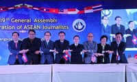 Membawa CAJ menjadi satu organisasi yang punya pengaruh penting dalam ASEAN