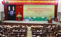 ประธานสภาแห่งชาติเหงวียนถิกิมเงินประชุมกับสถาบันบัณฑิตวิทยาศาสตร์และเทคโนโลยีเวียดนาม