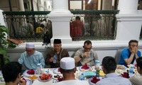 เทศกาลถือศีลอดของชาวมุสลิมอินโดนีเซียในกรุงฮานอย