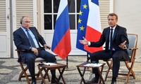 ประธานาธิบดีรัสเซียและประธานาธิบดีฝรั่งเศสพูดคุยทางโทรศัพท์เกี่ยวกับสถานการณ์ในยูเครน