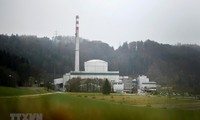 สวิสเซอร์แลนด์ปิดโรงไฟฟ้านิวเคลียร์แห่งแรก