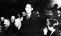 ประธานโฮจิมินห์นำการปฏิวัติเวียดนามสู่ความสำเร็จ