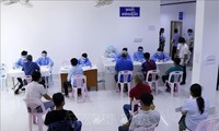 เวียดนามสนับมสนุนเงิน 5 แสนดอลลาร์สหรัฐเพื่อช่วยเหลือพรรค รัฐและประชาชนลาวรับมือการแพร่ระบาดของโรคโควิด-19